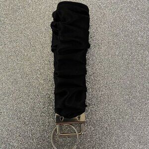 Lot of 5 NWOT Handmade Fabric Scrunchie Key Chain/Key Fob